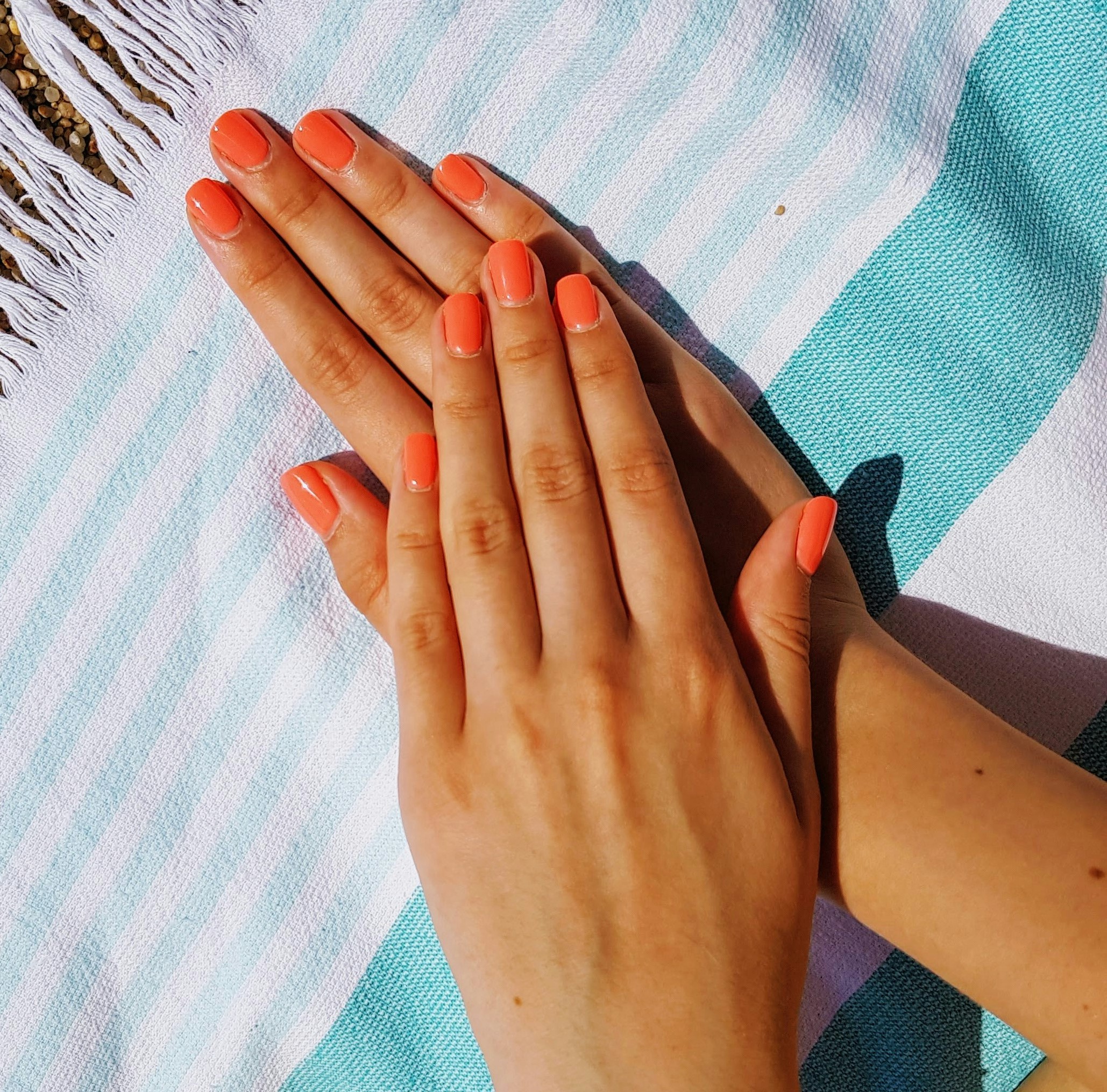 long-blue-nails